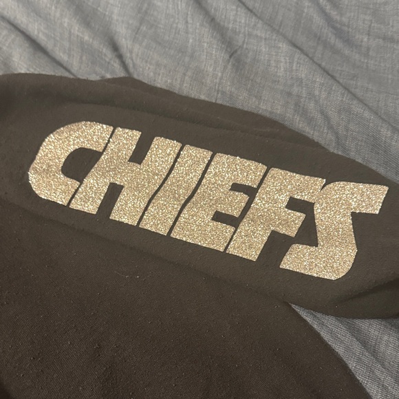 Kansas City Chiefs Black Hoodie - Picture 3 of 5